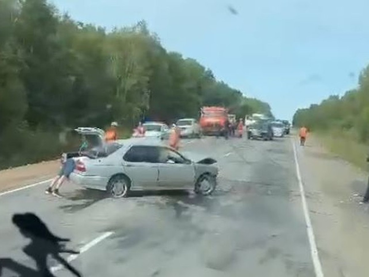 Труп в багажнике? Пользователей соцсетей напугало видео жесткого ДТП на  трассе - KP.RU