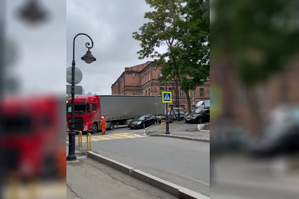 Произошло все на Дальзаводской.
