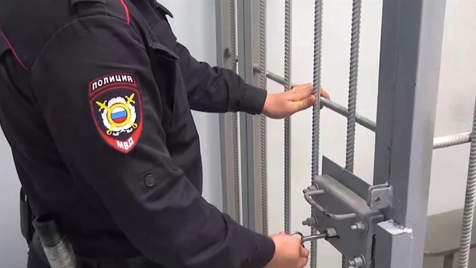 Есть информация об огнестрельном ранении в область живота