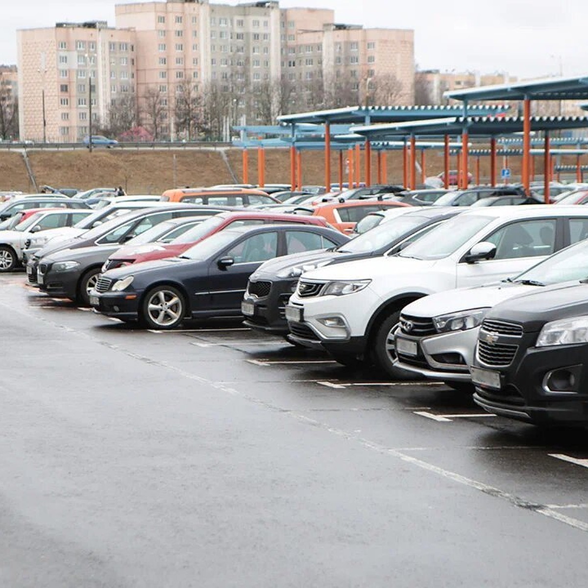 Официальные автодилеры рассказали, есть ли дефицит новых автомобилей в  Беларуси - KP.RU