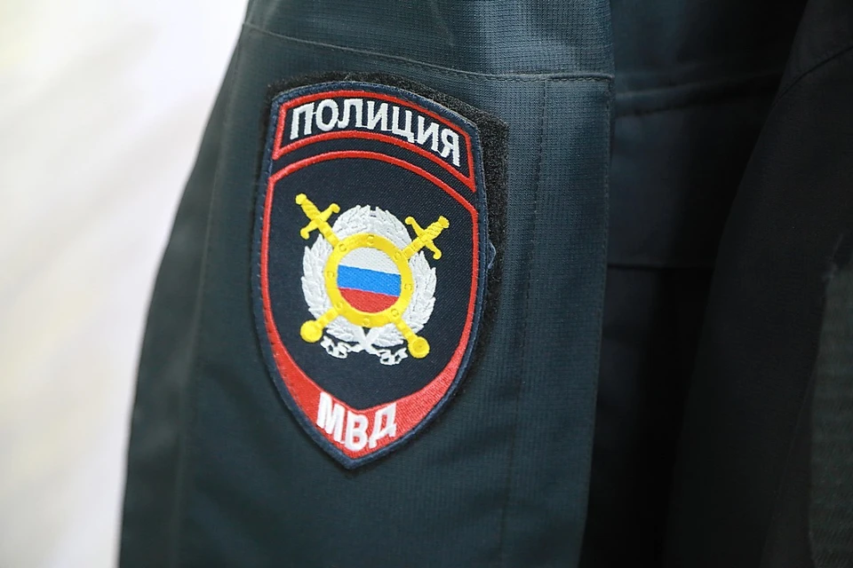 В Красноярске задержали курьера, помогавшего телефонным мошенникам