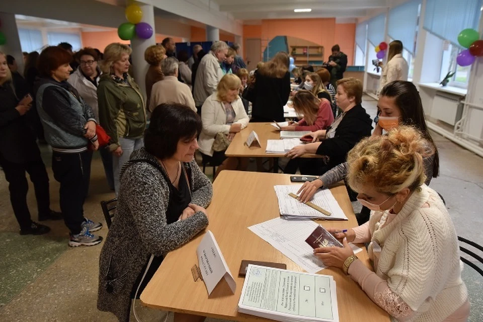 В ДНР проходит референдум о присоединении к России