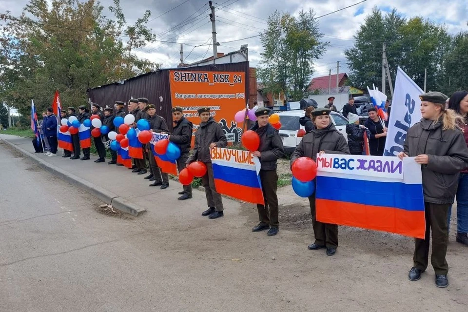 Вернувшихся со спецоперации на Украине спецназовцев встретили в Новосибирске. Фото: Спецназ «Ермак»