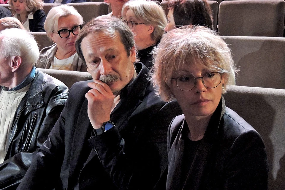 Vladislav Vetrov and Alena Babenko joined the artistic council of the theater.
