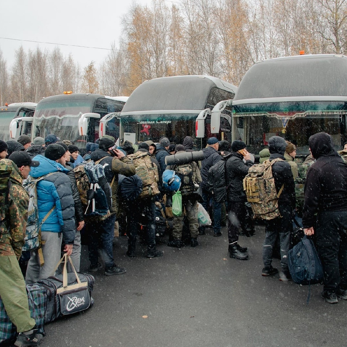 В Нижневартовске открыли Центр поддержки семей военнослужащих - KP.RU