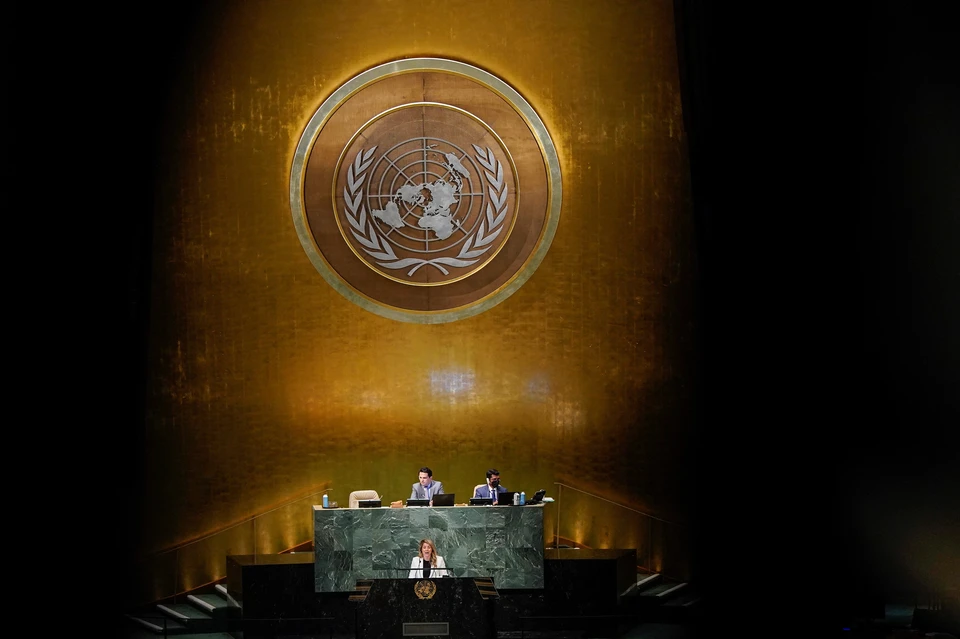 Мировые лидеры выступают на 77-й сессии Генеральной Ассамблеи ООН в штаб-квартире ООН в Нью-Йорке.
