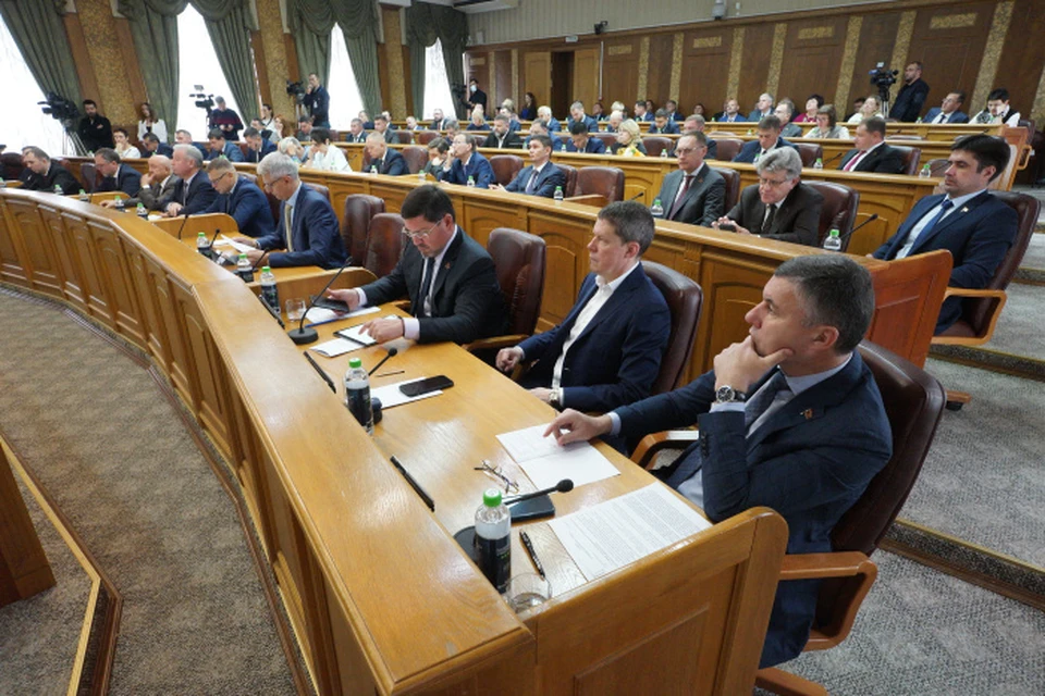 Социальные законы являются приоритетными для депутатов Заксобрания. Пресс-служба областного парламента.