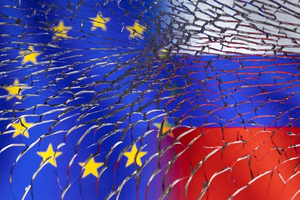 Евросоюз распространил санкции на Запорожскую и Херсонскую области