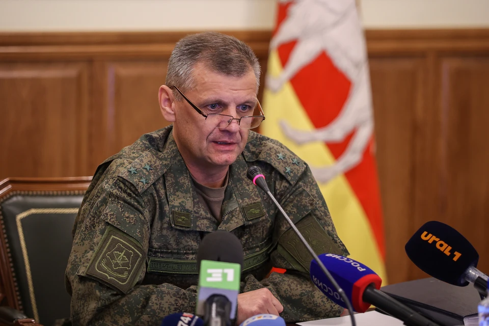 Военный комиссар Челябинской области Андрей Максуров.
