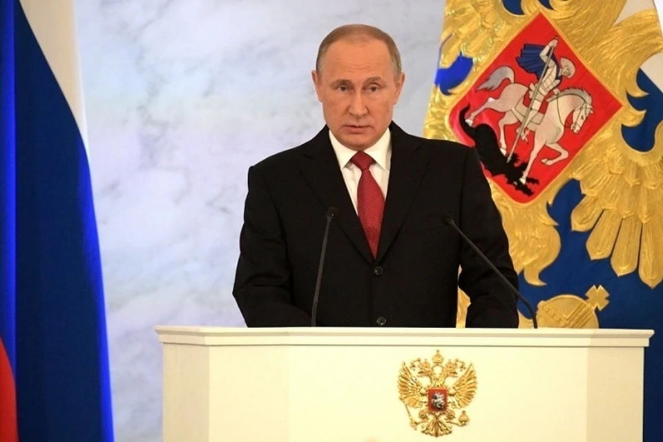 Михаил Дегтярев поздравил Президента Владимира Путина с Днем рождения
