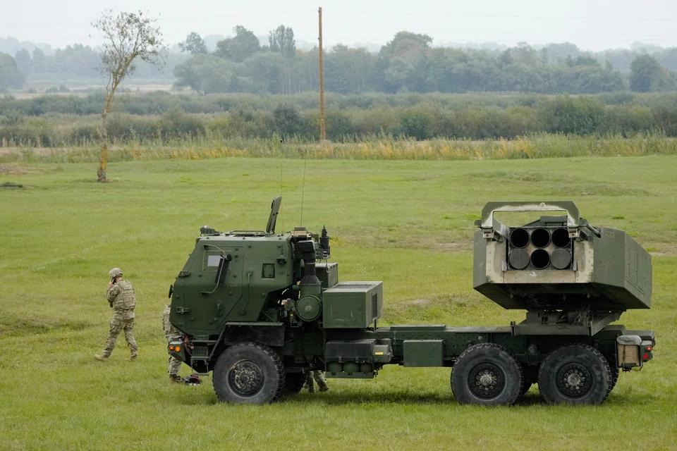 Высокомобильный артиллерийский ракетный комплекс М142 HIMARS на учениях НАТО в Латвии.