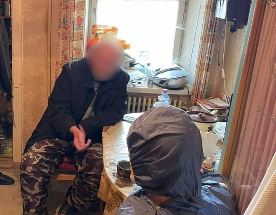 В ходе конфликта обвиняемый нанес ему ножевые ранения