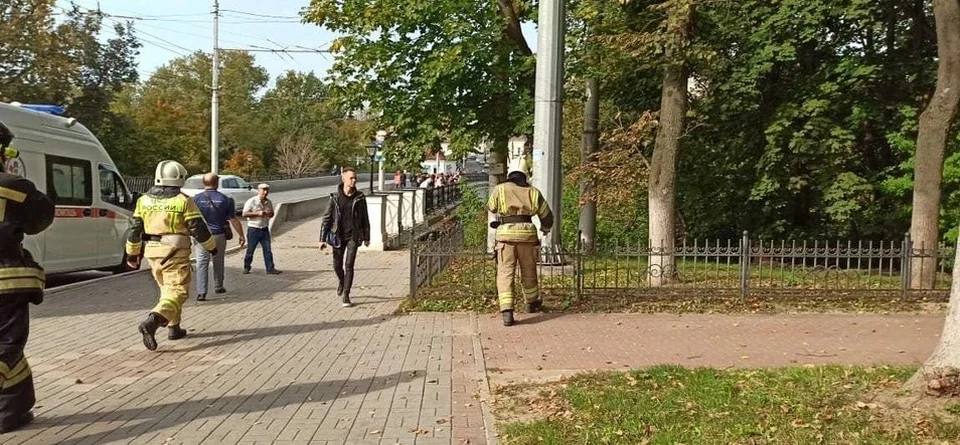 Калужане не первый раз падают с Каменного моста