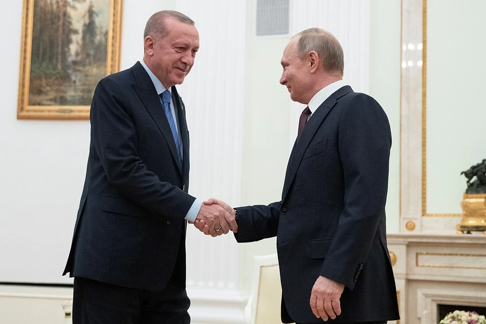 Путин заявил Эрдогану об идее создания газового хаба в Турции