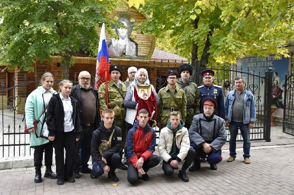 День казачества отпраздновали в Станице Луганской. Фото: газета «Республика»