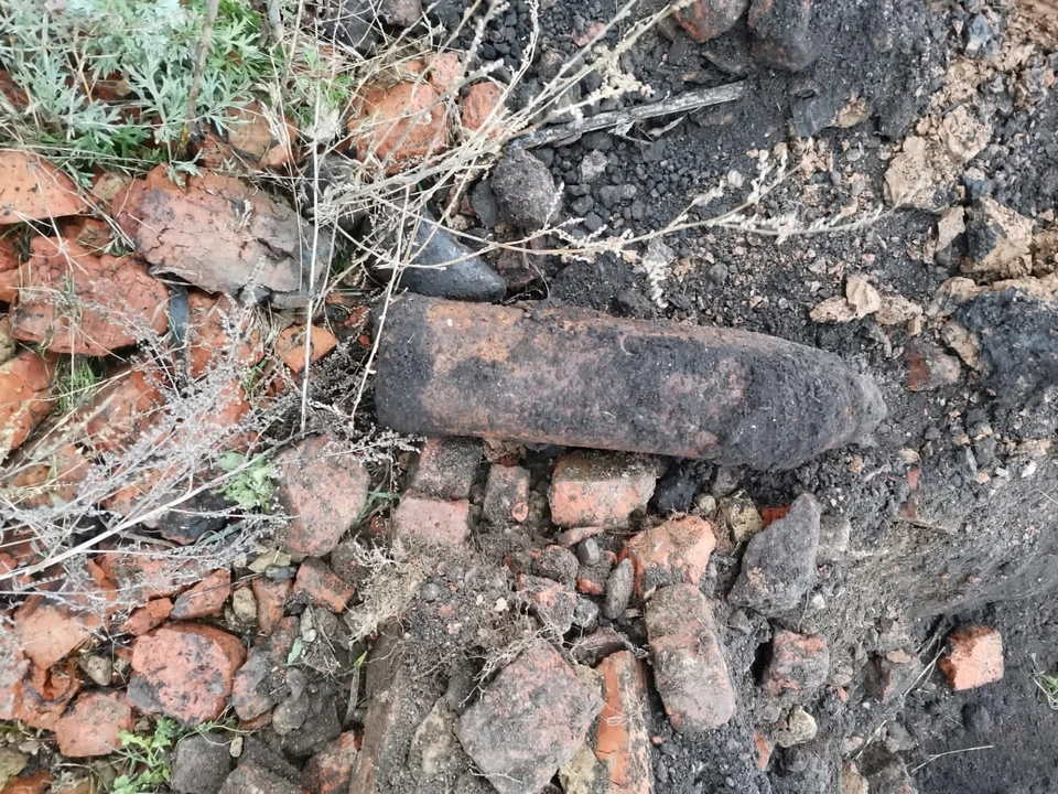 Боеприпасы пролежали в земле почти сотню лет