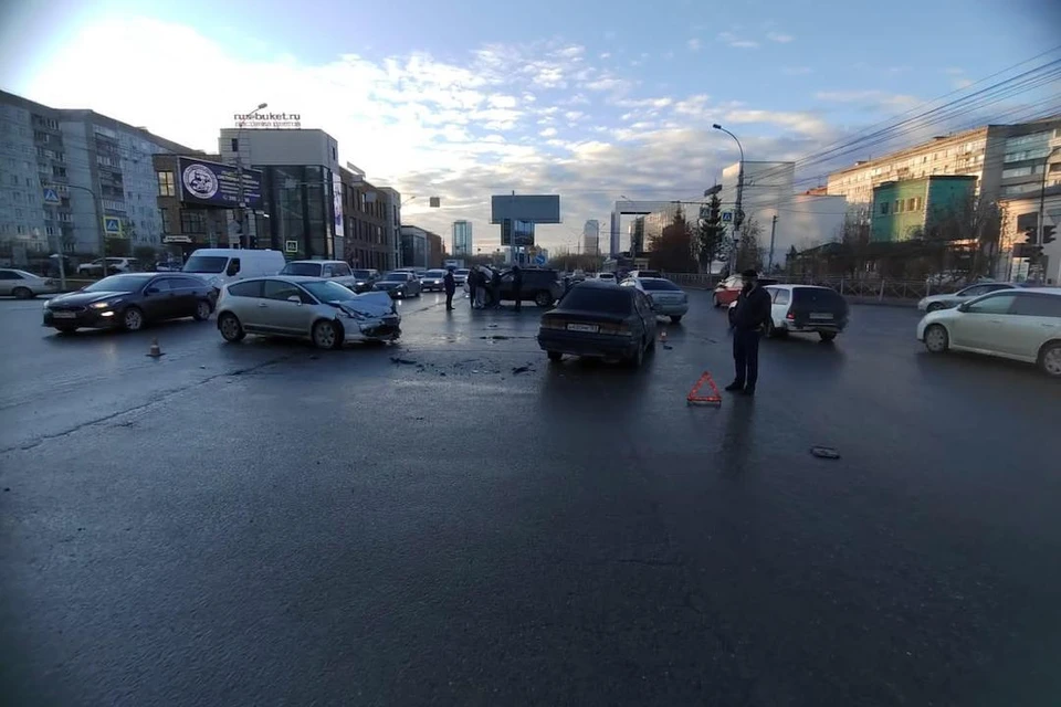 В аварии пострадали два человека. Фото: ГИБДД по Новосибирску