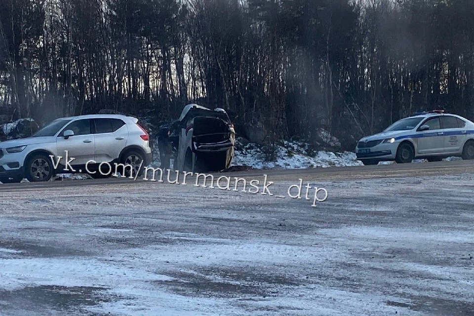 В аварии водитель получил незначительные повреждения. Фото: vk.com/murmansk_dtp