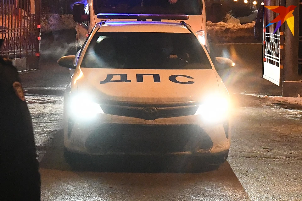 На автодороге Апатиты – Кировск водитель Daewoo Nexia совершил ДТП, съехав на обочину.