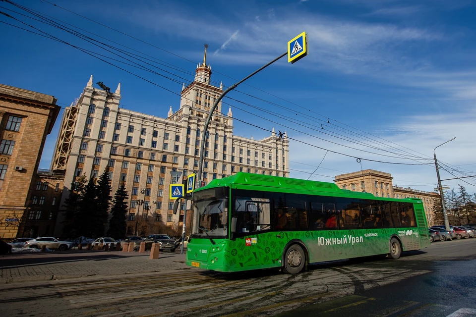 71 автобус челябинск. Троллейбус 31. Троллейбус Челябинск. Челябинский автобус. Новые троллейбусы в Челябинске.