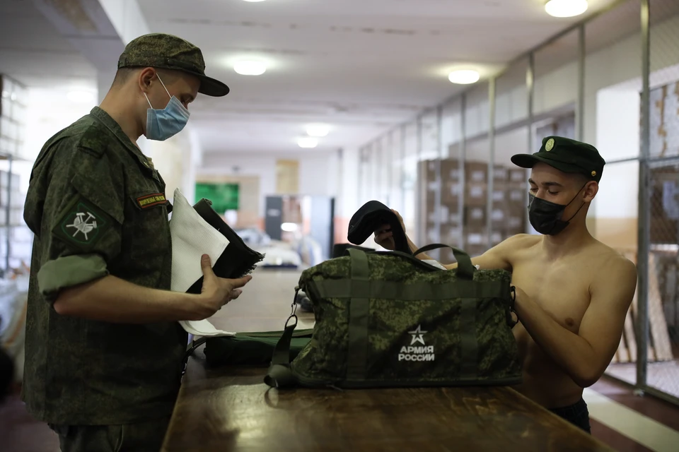 "Известия": В России могут ввести уголовное наказание за уклонение от службы по мобилизации
