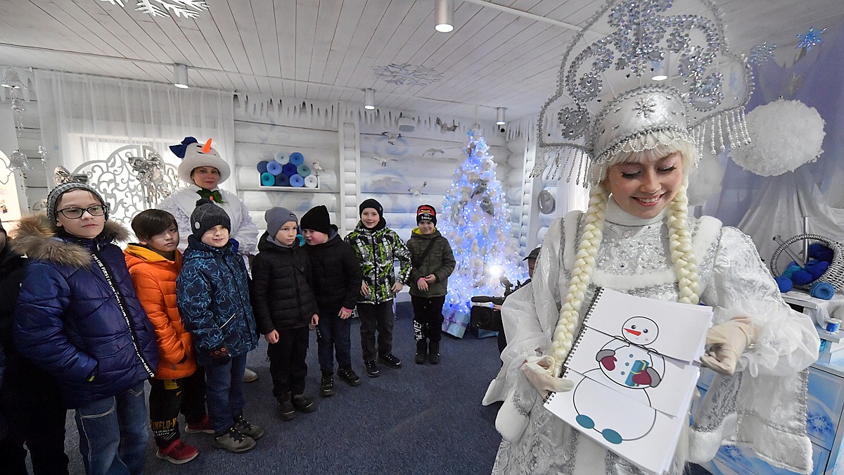 В Москве 1 ноября открылась усадьба Деда Мороза: что нового ждет гостей -  KP.RU