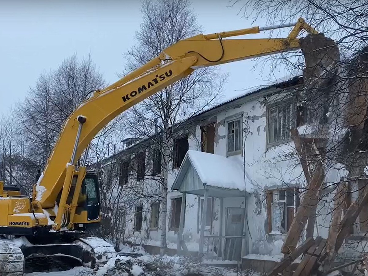 До конца года в Тарко-Сале снесут шесть расселенных домов - KP.RU