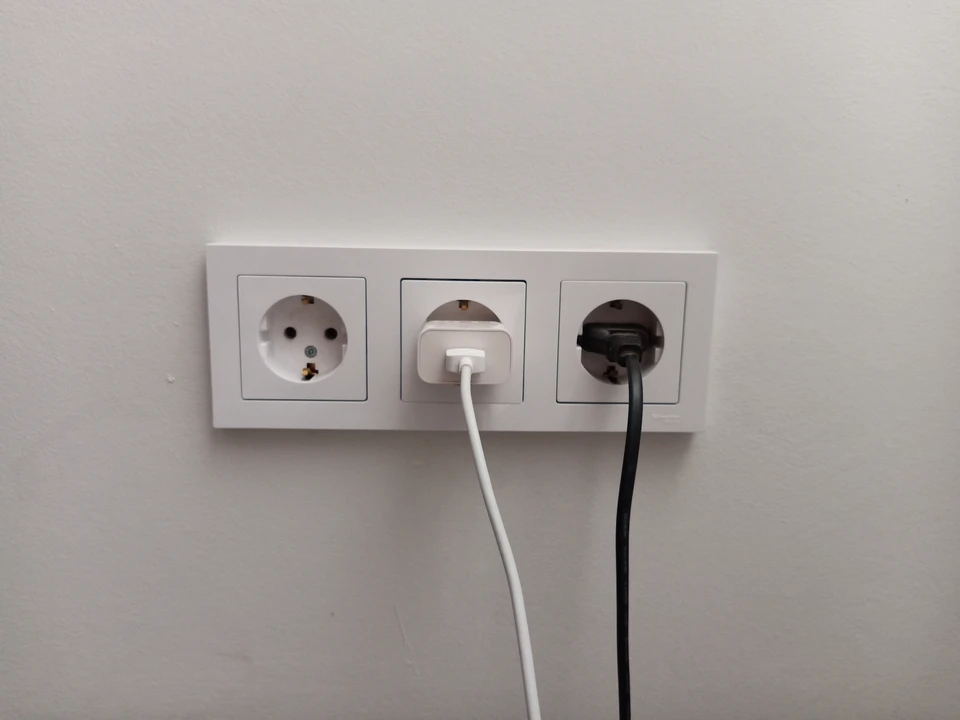 МЧС предупредило волгоградцев об угрозе пожаров из-за зарядок телефонов