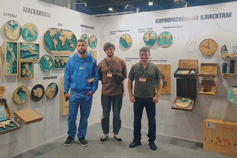 Учредители компании Wooden Map Андрей Шульга, Глеб и Олег Зеленовы. Фото: предоставлено Wooden Map
