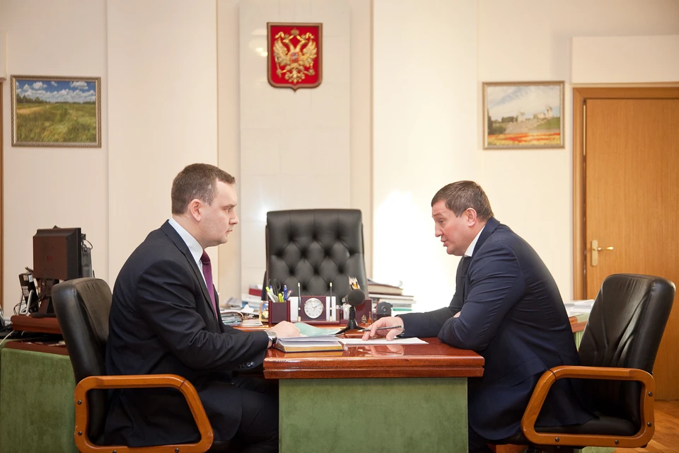 Попков уже несколько лет меняет кабинеты и должности в администрации региона. Фото: администрация Волгоградской области.