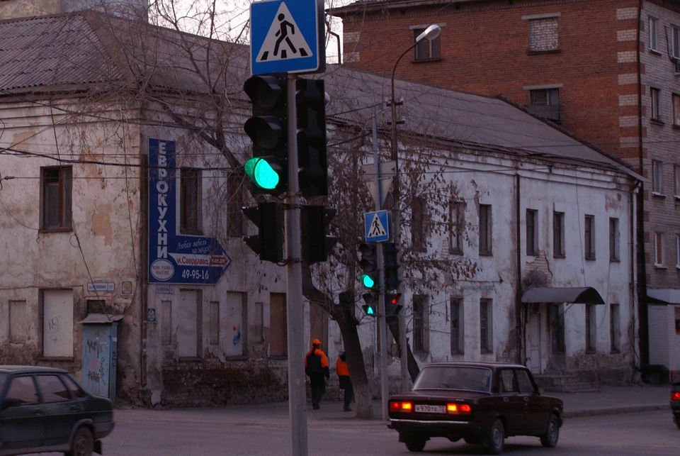 В Тюмени 21 ноября отключат 4 светофора