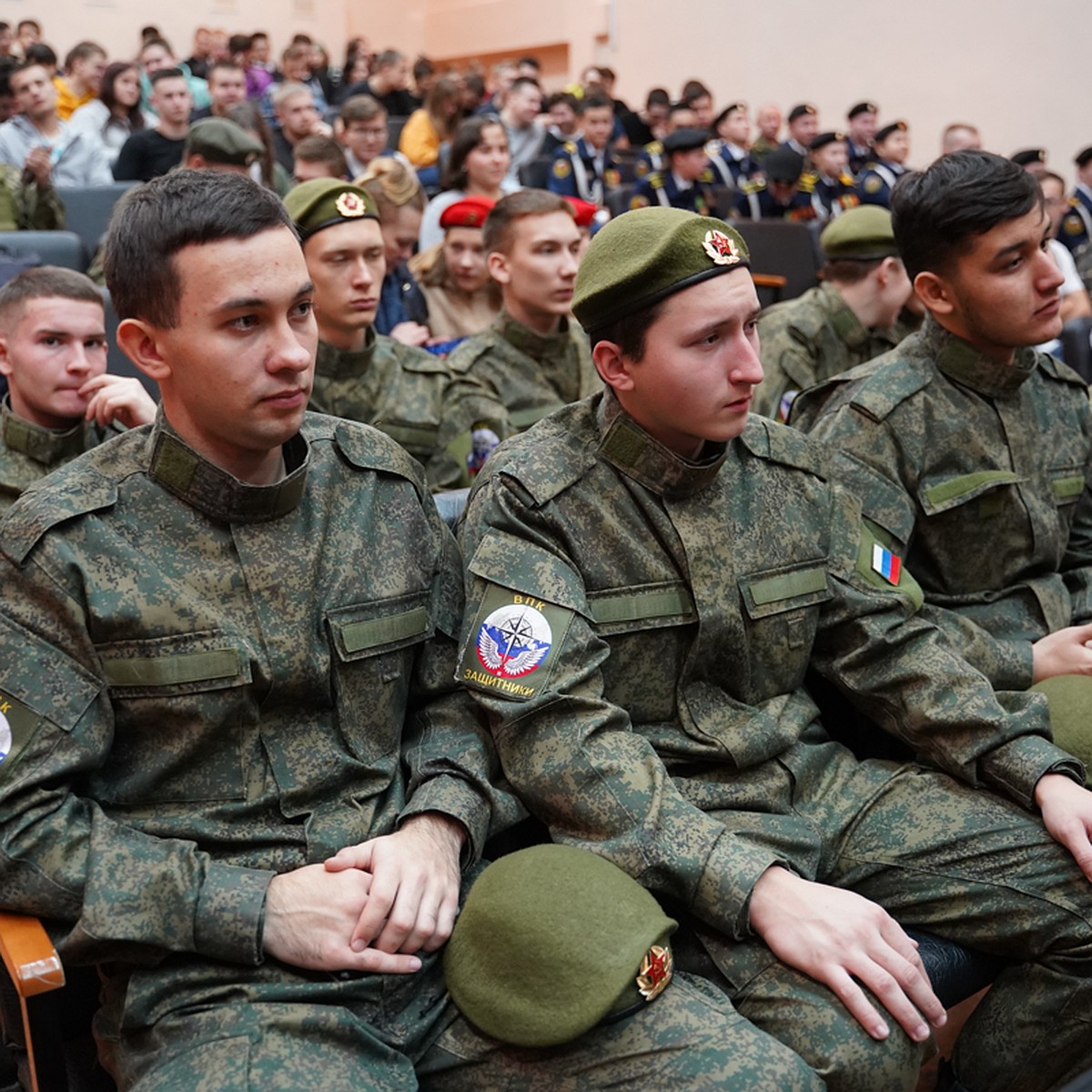 Собеседование в ФСБ и курсы вождения: призывники из Самары откровенно  рассказали о подготовке к армии - KP.RU