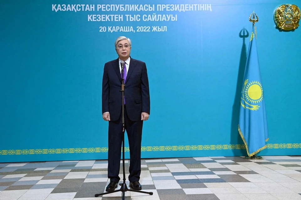 Одержавший на внеочередных президентских выборах в Казахстане Касым-Жомарт Токаев принес присягу