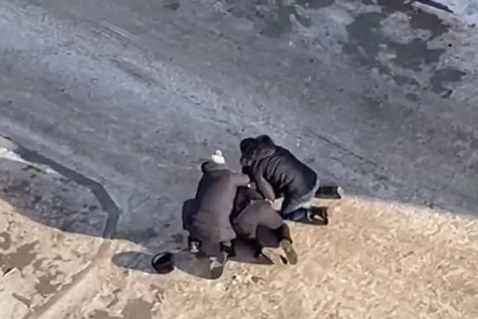 Полицейского задержали за получение взятки. Фото: "АСТ-54"