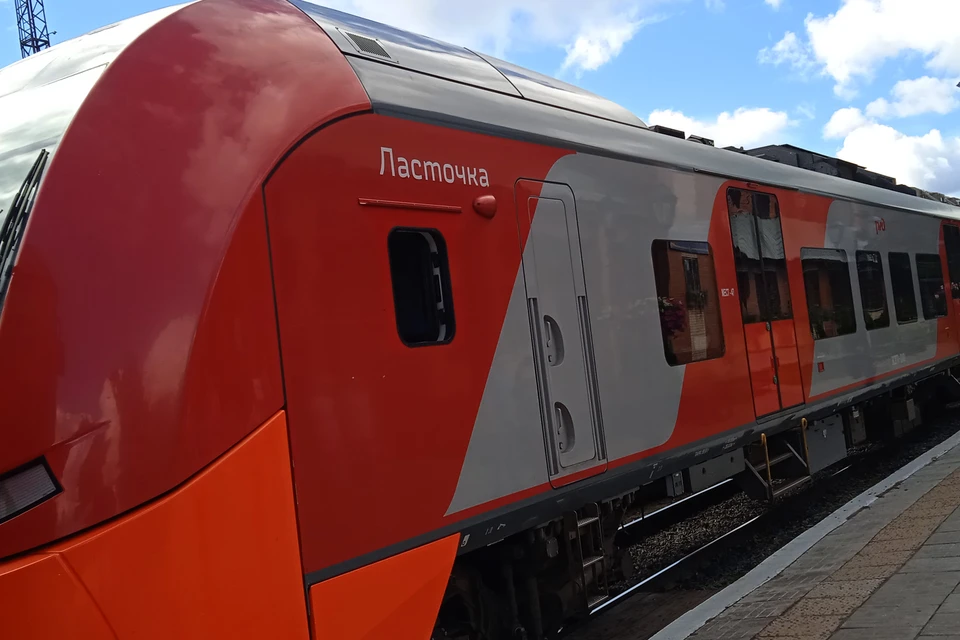 В Ленобласти и Петербурге ускорятся электрички - KP.RU