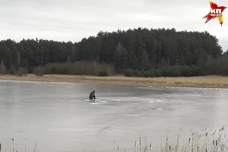 С первыми морозами белорусские рыбаки отправились на подледную рыбалку. Фото: архив «КП»