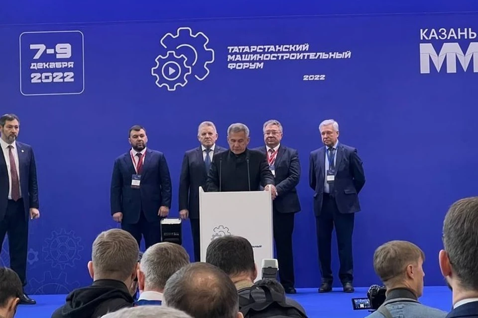 По словам главы республики, основной целью региона сейчас является обеспечение технологического суверенитета России. Фото: пресс-служба главы Татарстана