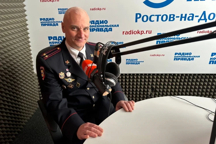«Быть всегда на посту как Дядя Степа из детства»: самый народный полицейский Ростова рассказал о своей работе