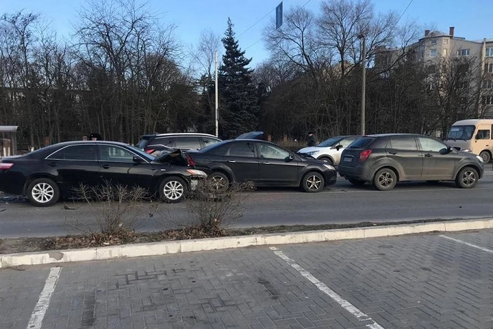 В результате аварии травмы получил водитель Toyota Camry. Фото: отдел пропаганды УГИБДД России по РО