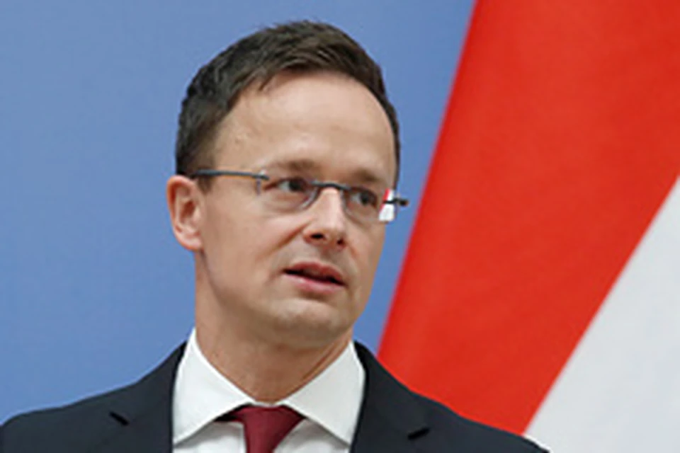 Венгрия выступала против включения ряда российских физлиц в новый санкционный пакет ЕС