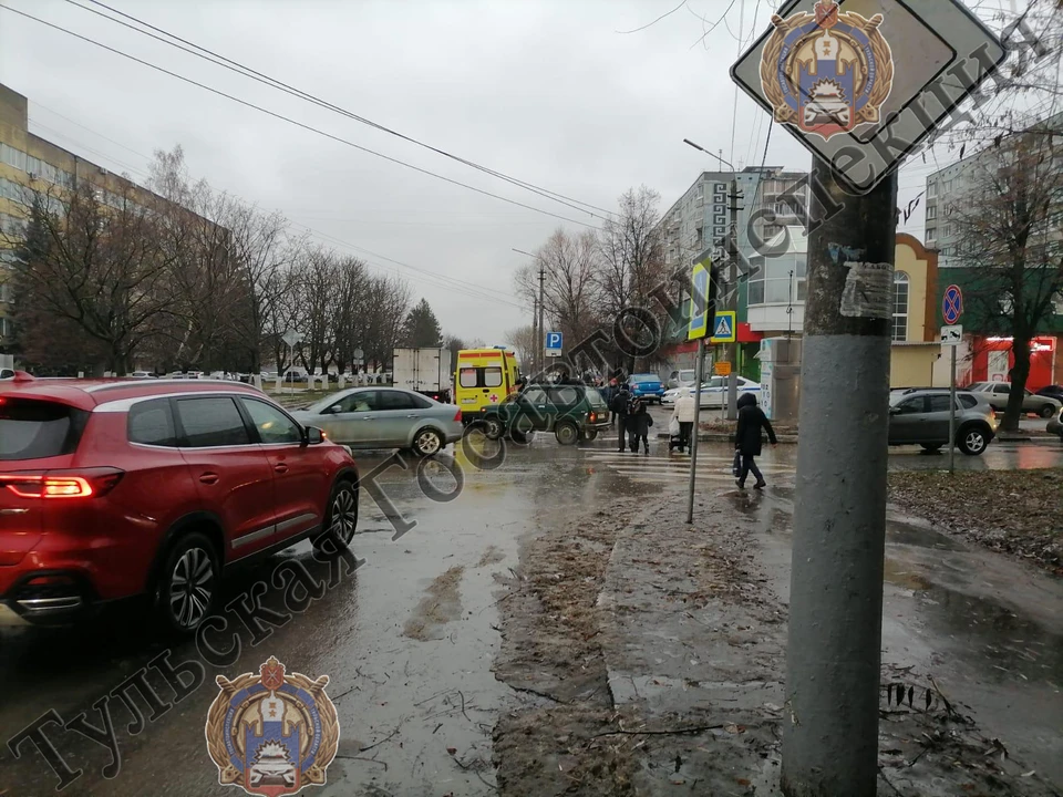 В центре Тулы среди бела дня сбили пожилую женщину