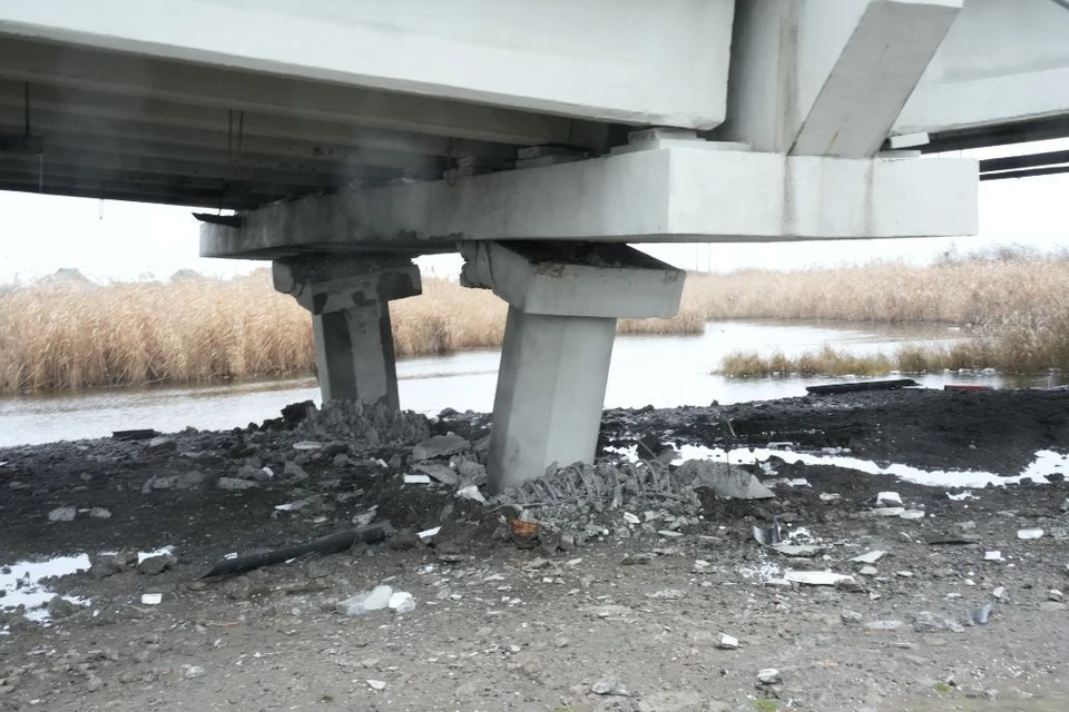 Врио главы Запорожской области Балицкий заявил, что подрыв моста в Мелитополе был обеспечен как минимум 15-20 кг взрывчатки