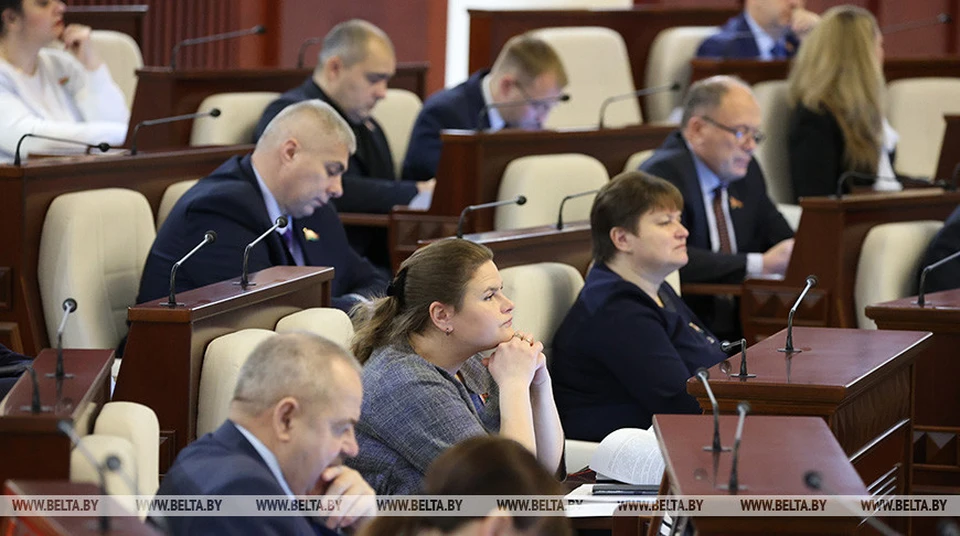 Стало известно, когда в конце декабря 2022 года состоится совместное заседание депутатов двух палат белорусского парламента. Фото: БелТА.