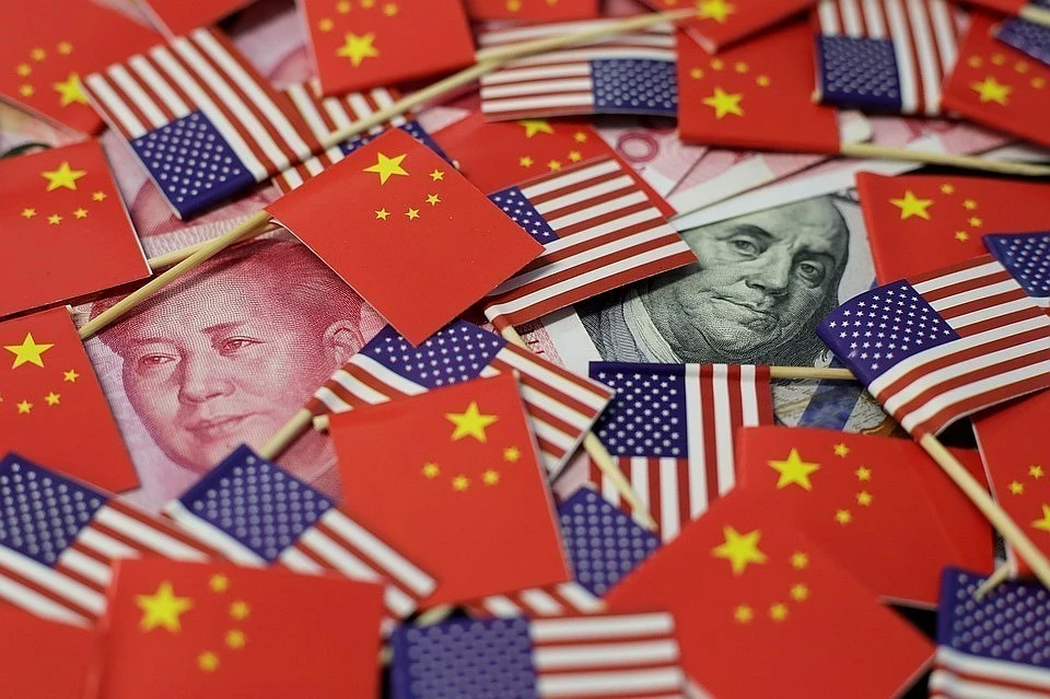 США готовят санкции против 30 китайских технологических компаний