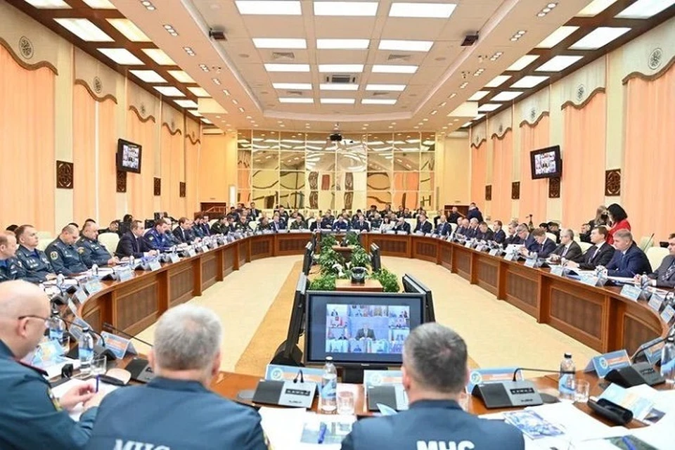 Состояние законности в сфере защиты Хабаровского края от ЧС обсудили на заседании в Улан-Удэ