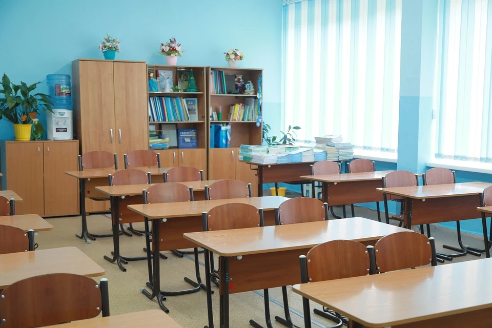 В Красноярске из-за заболеваемости ОРВИ в школах на дистант перешел 121 класс