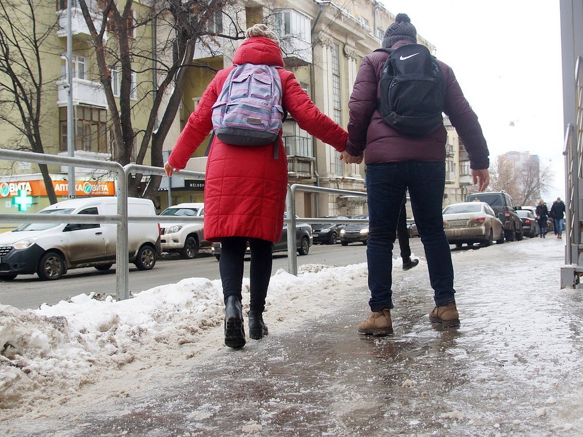 Адреса травмпунктов напомнили самарцам после ледяного дождя 18 декабря 2022  года - KP.RU