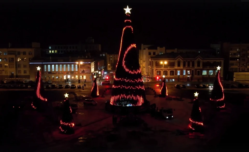 Площадь Куйбышева преобразилась к Новому году