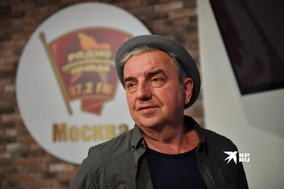 Владимир Шахрин выступает в студии радио "Комсомольская правда"