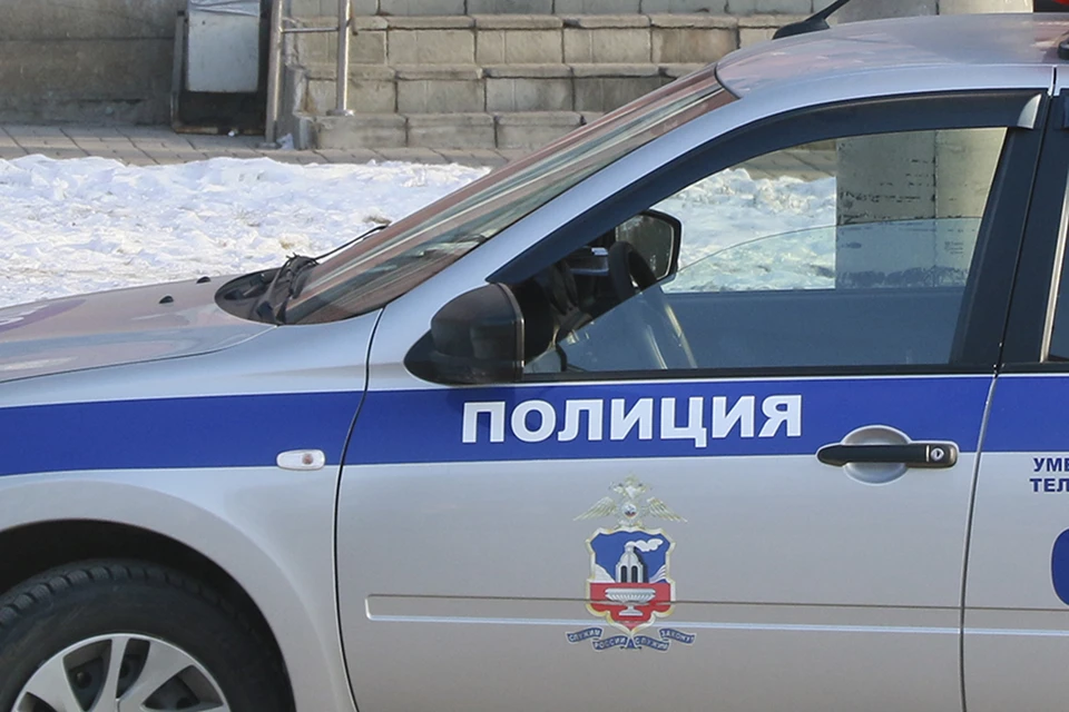 Полиция осмотрела место происшествия и допросила очевидцев